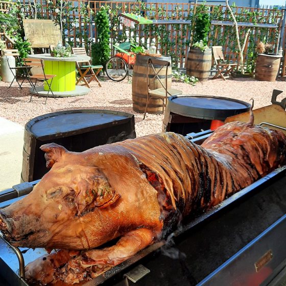 The Rollin Pig AMAZING Hog Roast